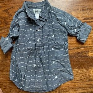 Copper Denim Boys size 4 shark fin button down chambray EUC